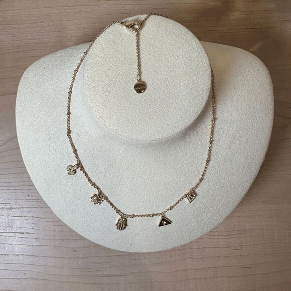 STELLA AND DOT X Rebecca Minkoff Hamsa‎ Charm Necklace - Picture 3 of 6